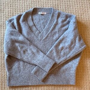 Zara Light Gray V-Neck Sweater
